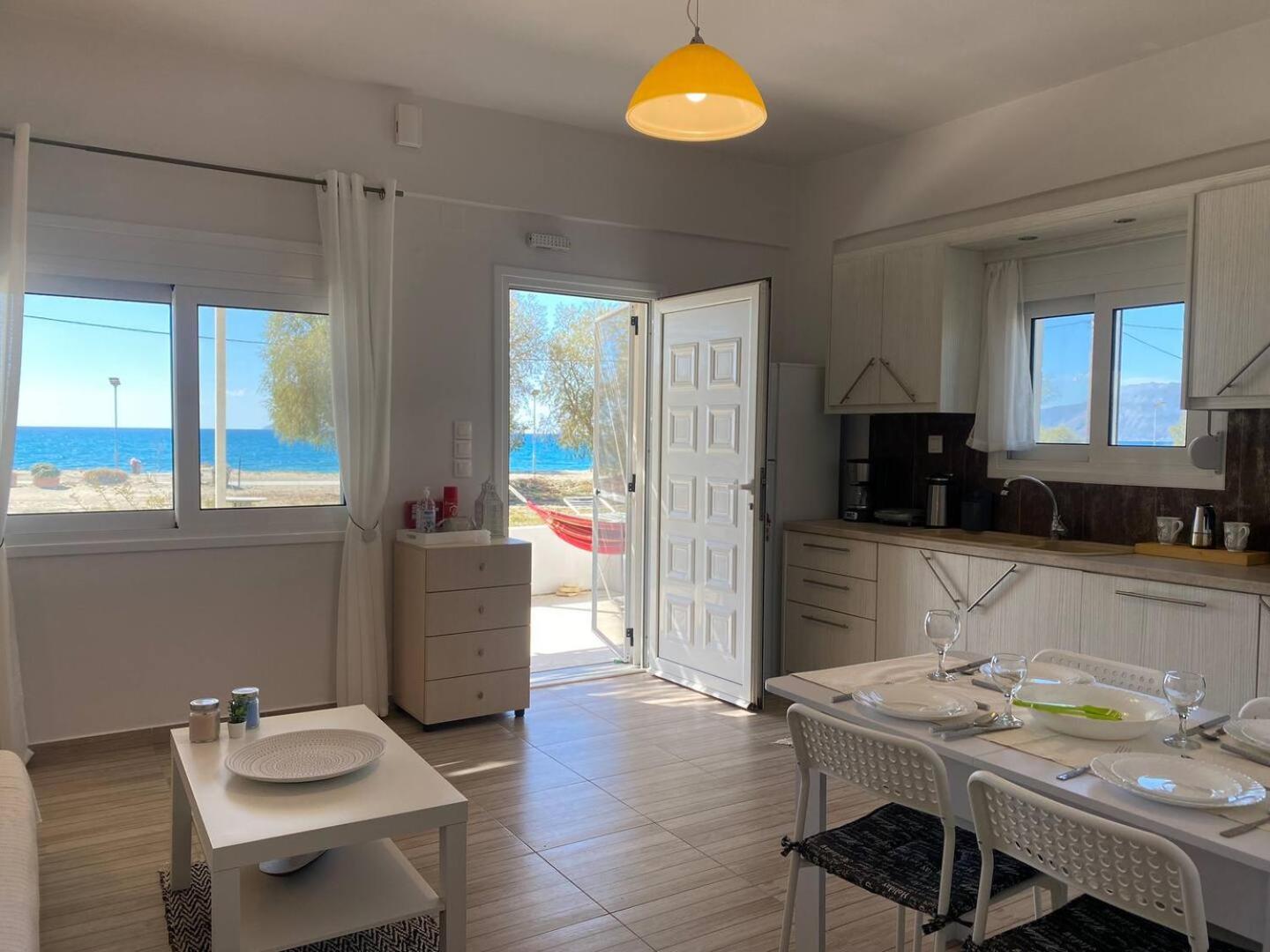 Zen Seaside Apartment 卡拉马基 外观 照片